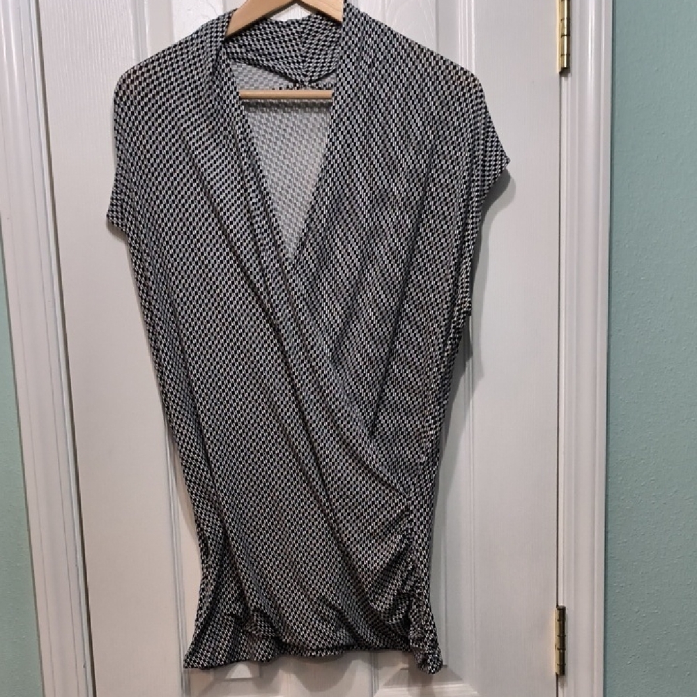 Elegant Black and White Women's Top